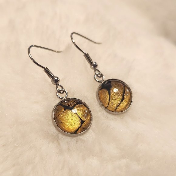 NEW Handmade Gold and Black Acrylic Swirl Drop Earrings - Picture 2 of 3